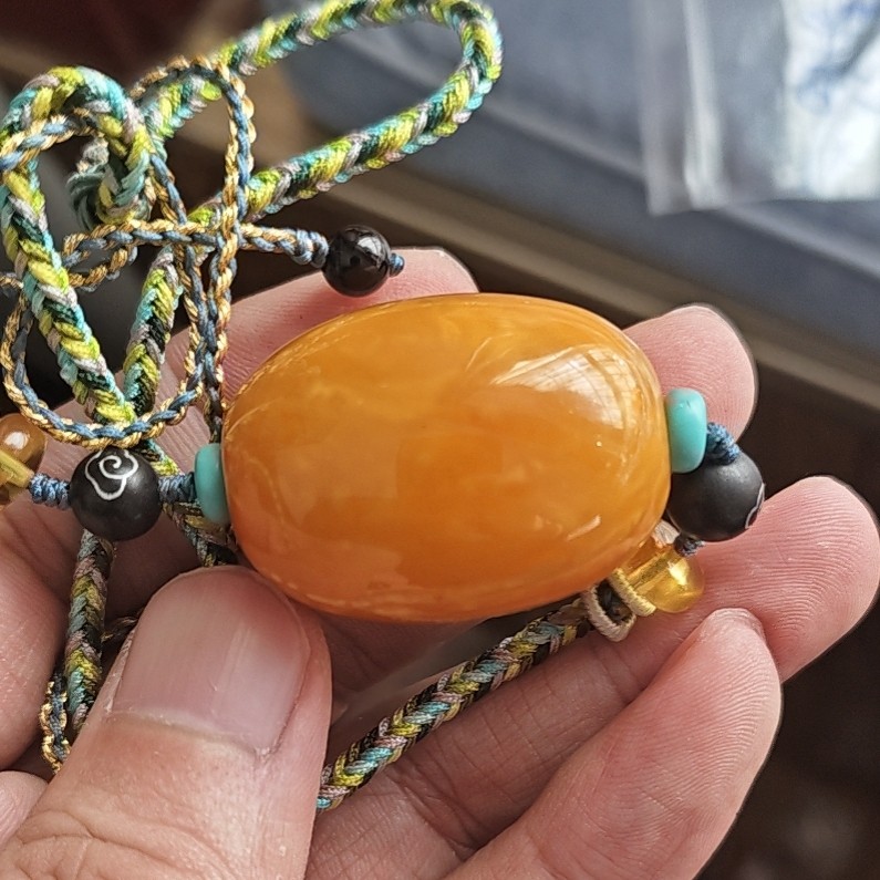 蜜蜡老氧化欧洲回流桶珠锁骨链20.8克35.5*27MM