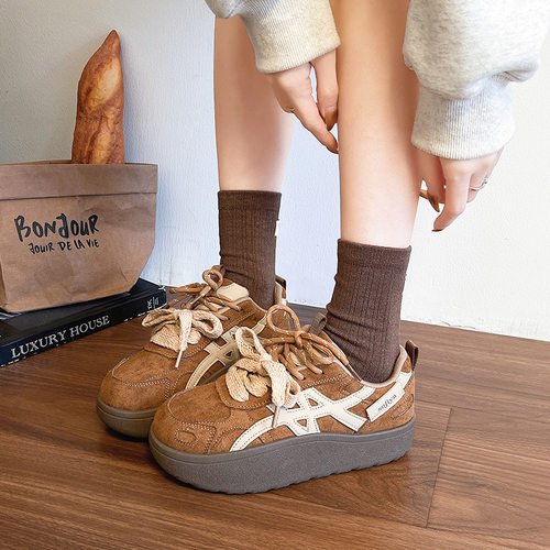 布野bye2025秋复古冬季新款加绒德训休闲板鞋阿甘运动老爹鞋