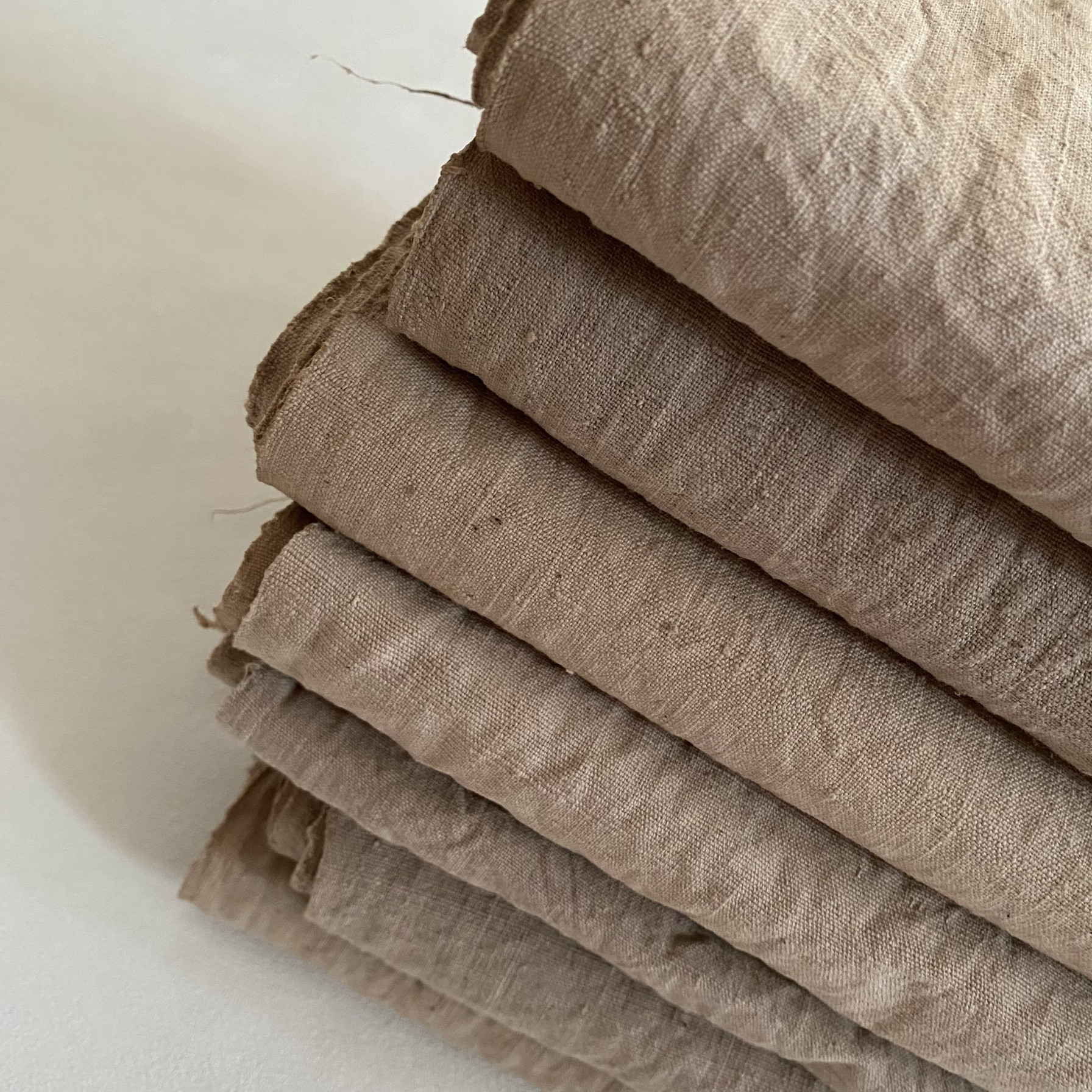 草木染幕灰色手织服装布天然植物染土布全棉厚宽幅45㎝