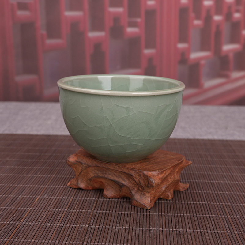 精品青瓷龙窑柴烧主人杯小杯子