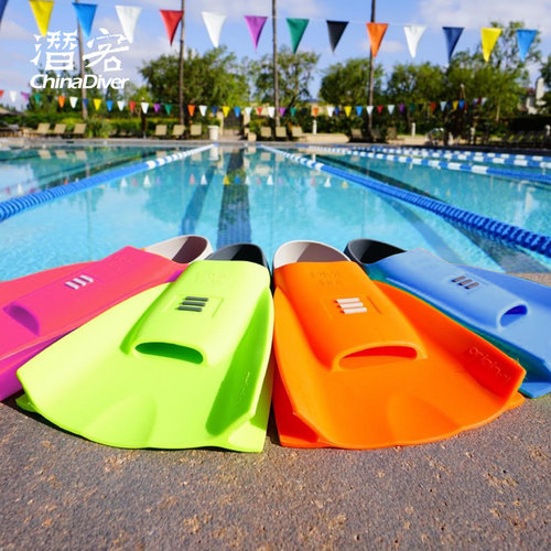 DMC游泳脚蹼硅胶专业训练成人款