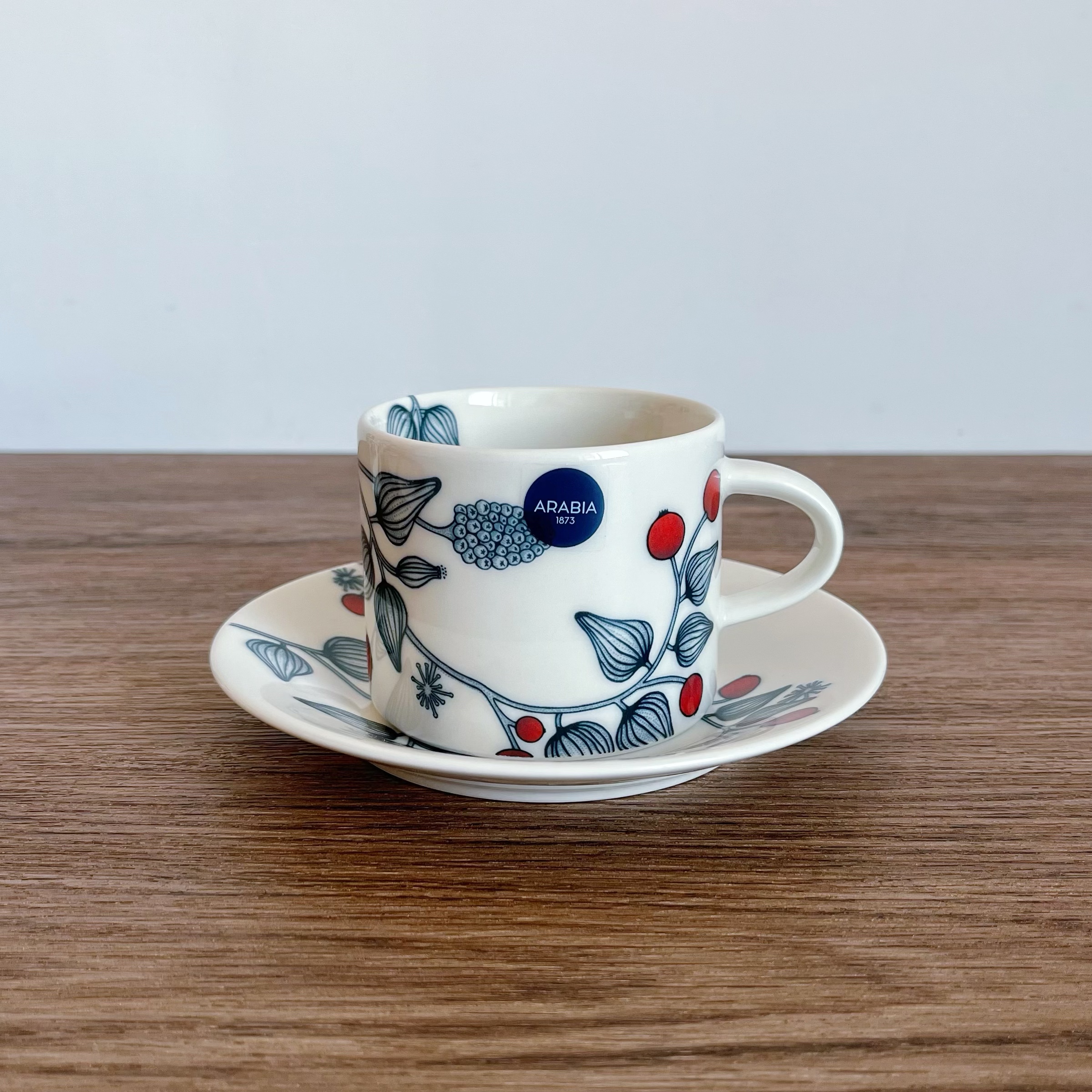 日本限定Arabia Runo四季浆果咖啡杯碟进口陶瓷餐具