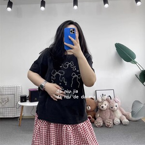 涂鸦蝴蝶结仿牛仔棉纹理的显瘦短袖T恤大牛家大码女装胖MM百搭