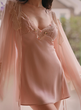 管阿姨十点半巴士F003法式性感睡袍女夏季薄款蕾丝薄款浴袍居家服