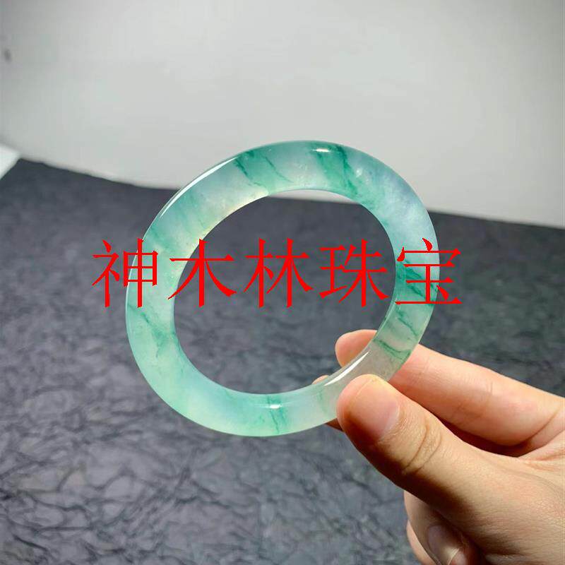 缅甸冰种翡翠色玻璃种飘阳绿花玉手镯水润晴底阳绿圆条贵妃镯百搭