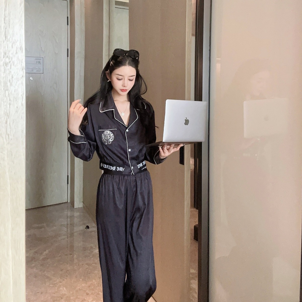 【罗曼蒂克】大牌气质冰雪丝睡衣