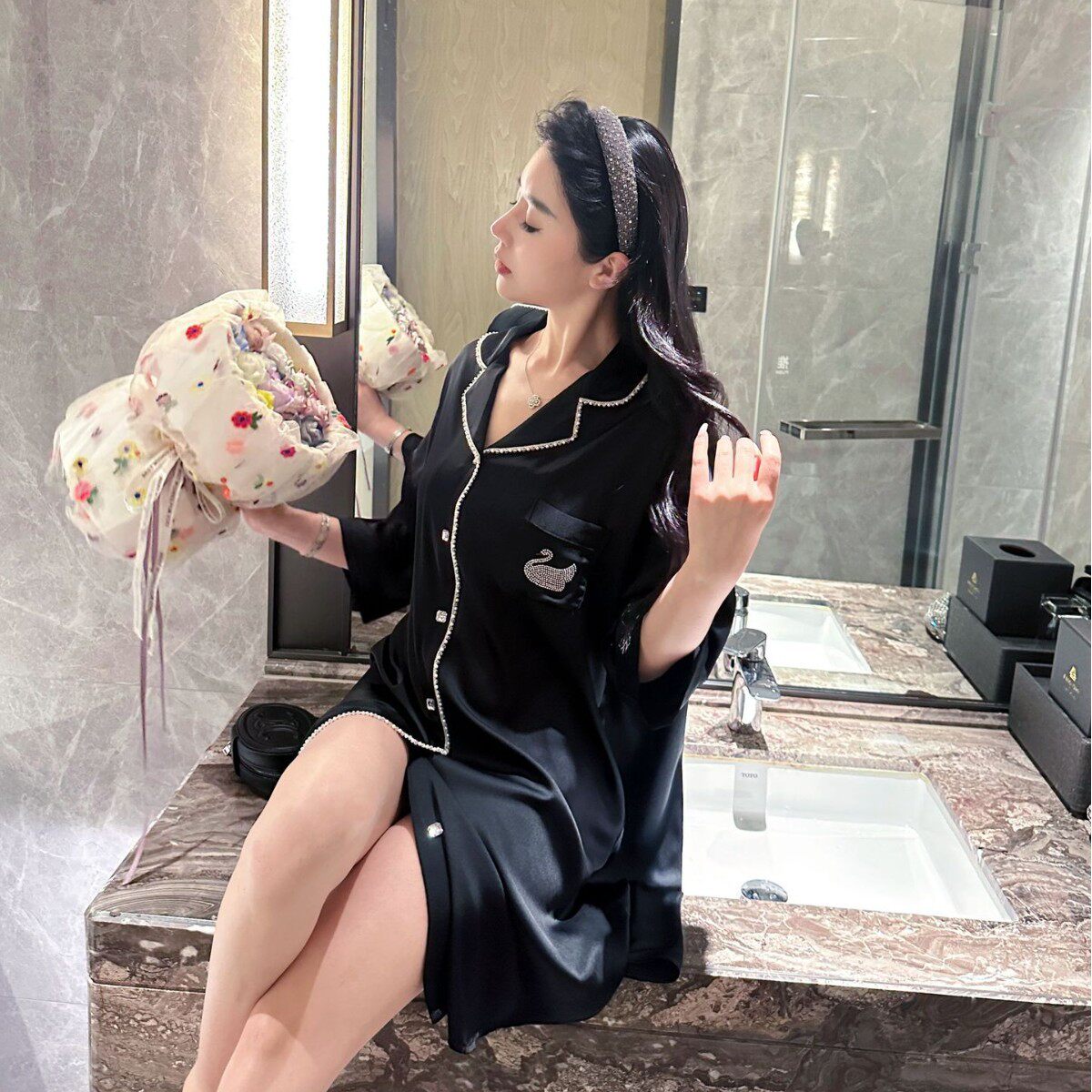 【清冷晶羽】春夏季烫钻天鹅衬衫裙法式轻奢冰丝中袖凉爽睡裙女