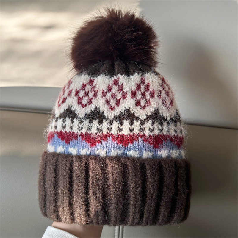 个性加绒保暖带毛球针织毛线帽子