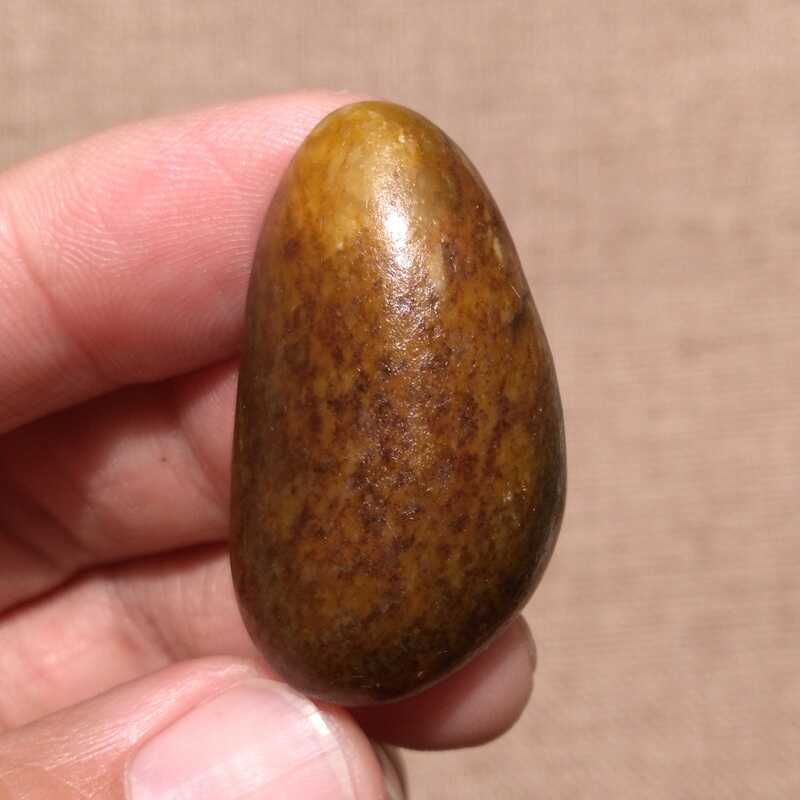 黄沁独籽新疆和田玉熟糯金包银