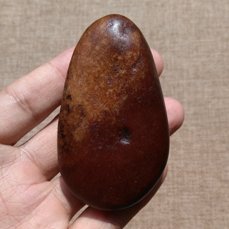 新疆和田玉籽料手把件真皮天然红沁枣红皮玉石原石吊坠随型男女款