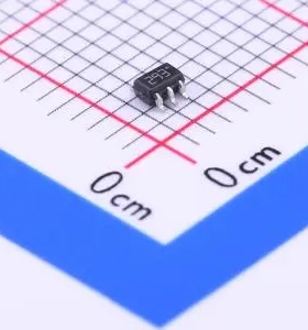 ESDA6V1-5W6 SOT-323-6L 单向ESD 3V截止 峰值浪涌电流：200mA 静