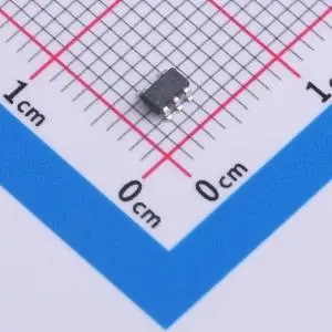 TLV3601DBVR SOT-23-5 具有推挽输出的 2.5ns 高速轨至轨比较器