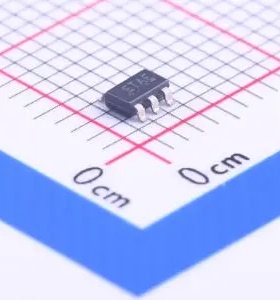 CAT823TTDI-GT3 TSOT-23-5 带看门狗和手动复位功能的系统监控电