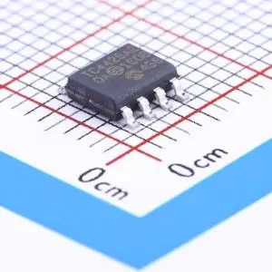 TC4426AEOA713 SOIC-8 栅极驱动芯片