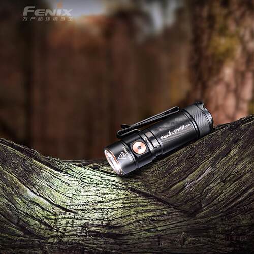 FenixE18RV2.0迷你手电筒