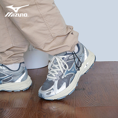 美津浓男鞋跑步鞋RACERS