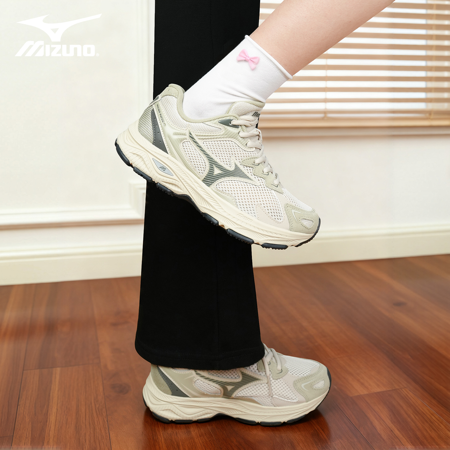 美津浓RACERS透气缓震运动鞋