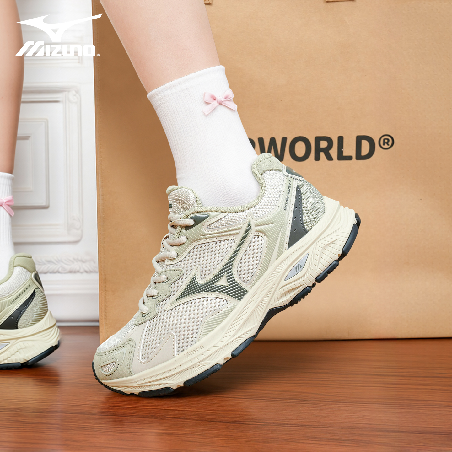 美津浓RACERS轻便透气运动鞋