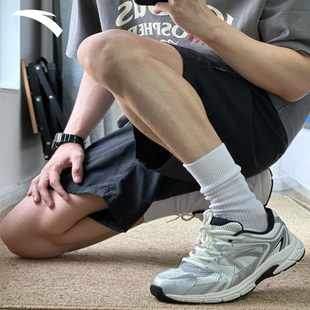 男复古老爹鞋 休闲跑鞋 2025秋季 潮流运动鞋 男 新款 安踏AT2004跑步鞋