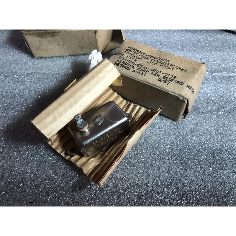 古董美国AEROVOXCP54B2EG104K1