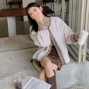 大货已出！新款 鬼马系少女两面穿羊羔毛格纹外套9067-P135-控188图片