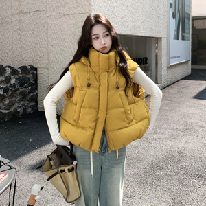 新款现货 ！A85 轻暖连帽90白鸭绒羽绒服马甲外套 P235控348图片