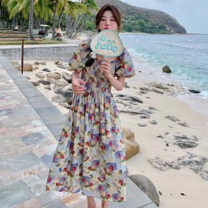 法式风紫色方领高腰连衣裙女夏季2024新款泡泡袖收腰又甜又辣裙子图片