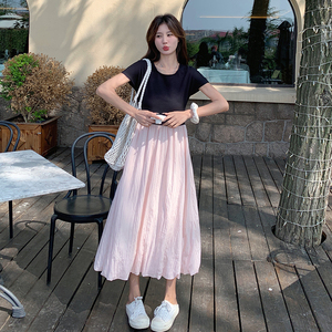 粉色针织拼接假两件连衣裙女夏季气质显瘦甜美温柔风显身材长裙子图片