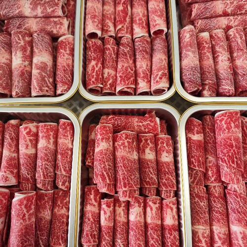 安格斯板腱谷饲火锅牛肉卷瘦嫩