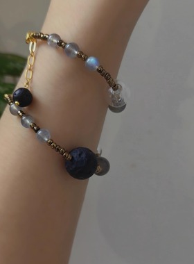 原创设计天然水晶香水手链小众设计感月光石银耀石火山石扩香珠