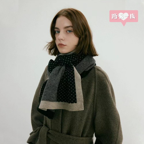 小众设计师高级感波点双色围巾