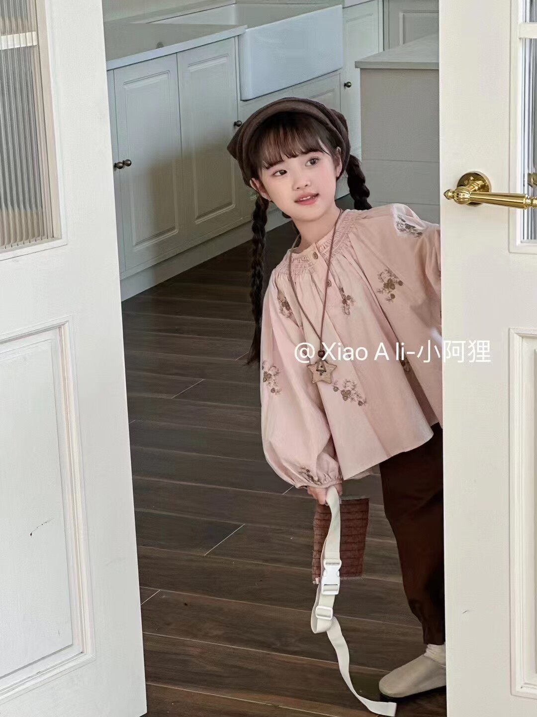 儿童上衣韩国女童刺绣长袖娃娃衫衬衫