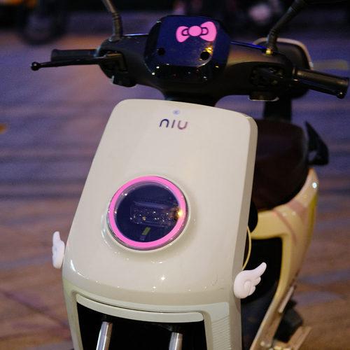 适合MMT贴纸小牛车贴mqil mtplay MT粉色灯圈创意装饰电动车贴纸