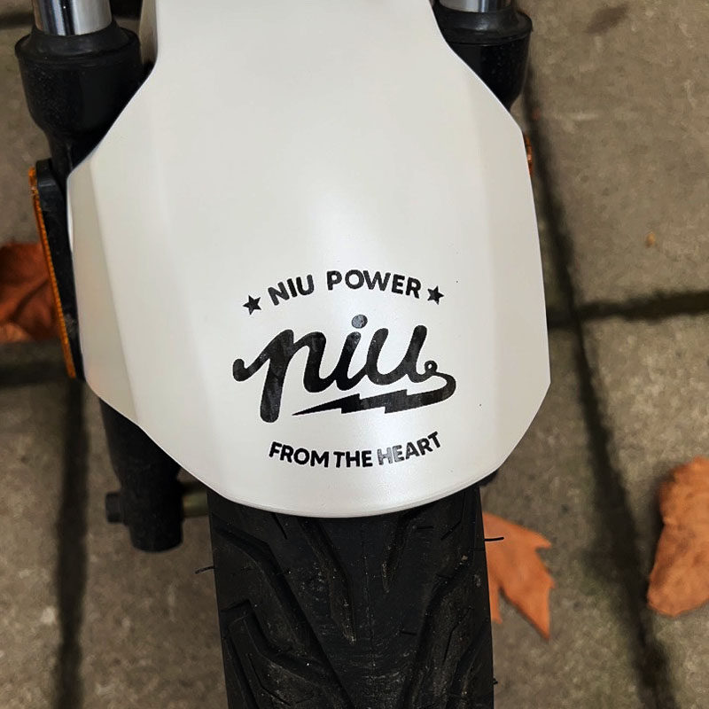 小牛电动车uqi  u2 niu power  前挡泥复古文字贴纸反光贴纸