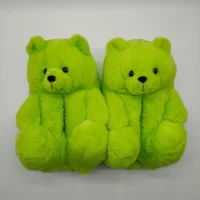 Зеленые туфли плюшевого мишки