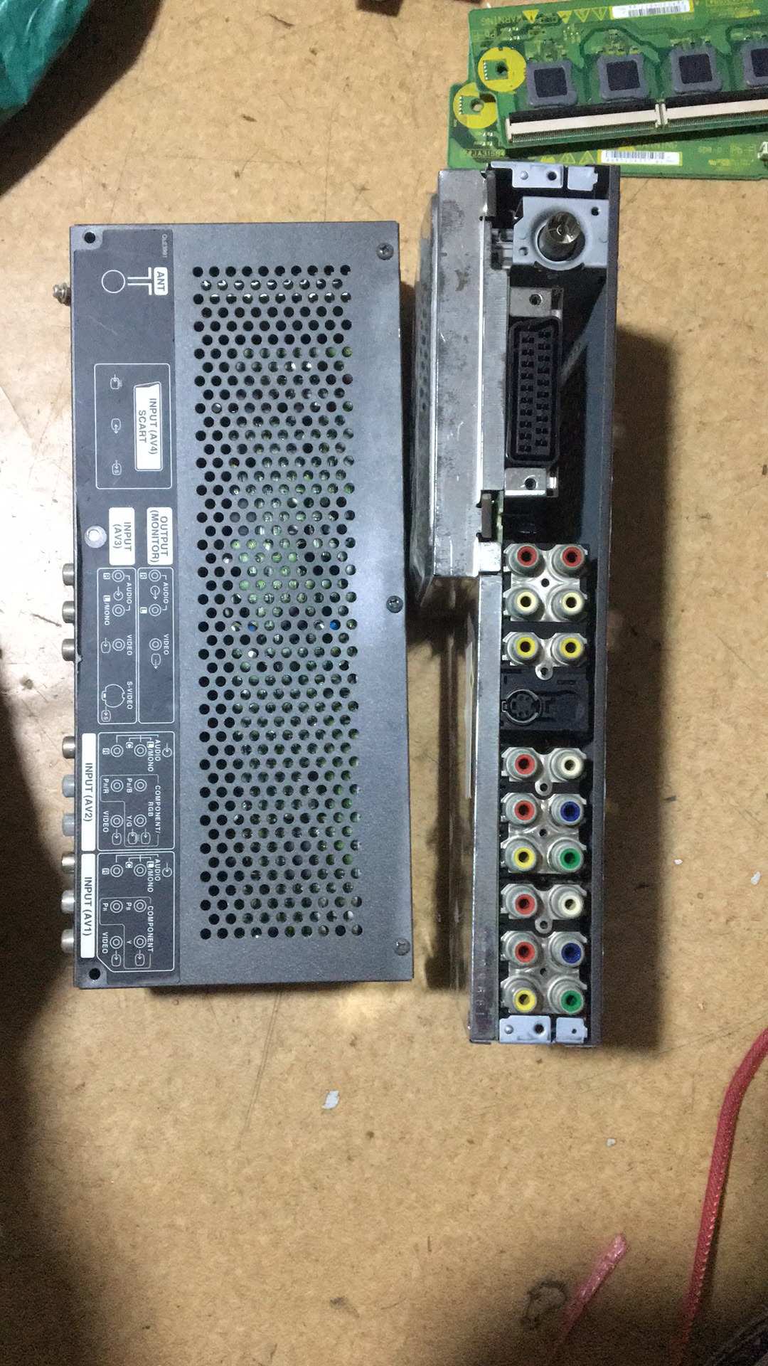 日立 42PD5000TC 主板 JA04973 PW1-VIDEO 屏FPF42C128128UC-55