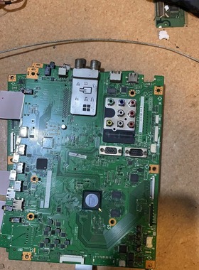夏普电视LCD-52LX830A主板QPWBXF733WJN2 KF733配屏LK520D3GW4BR