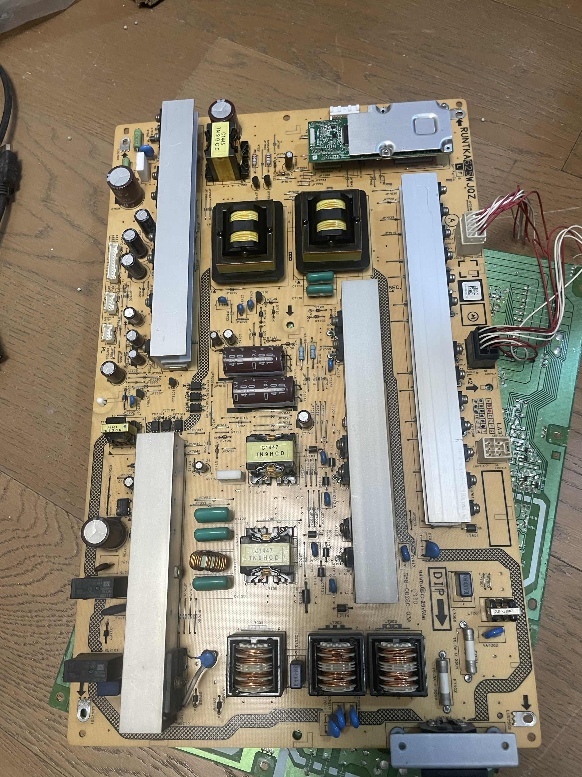 原装夏普LCD-52LE700 LCD-46LE700A电源板RUNTKA625WJQZ PSD-0699