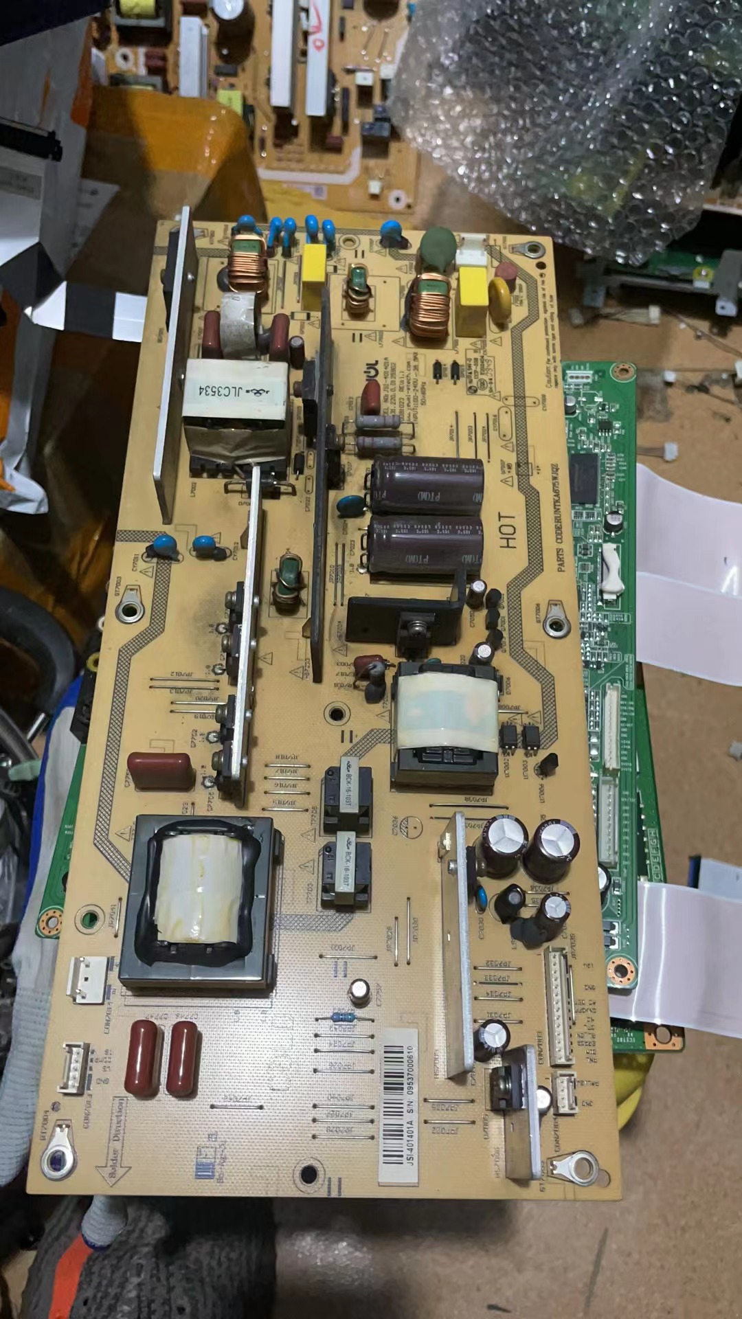 原装夏普LCD-40G100A电源板RUNTKA675WJQZ JSI-401401A