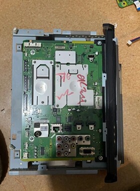拆机松下TH-P50UT30C 主板TNPH0948 CB 1A 屏MC117FU1400