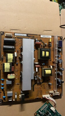 R-HS300B-5HF01长虹电视电源板 PT42639 3DTV42738X印XR7.820.078