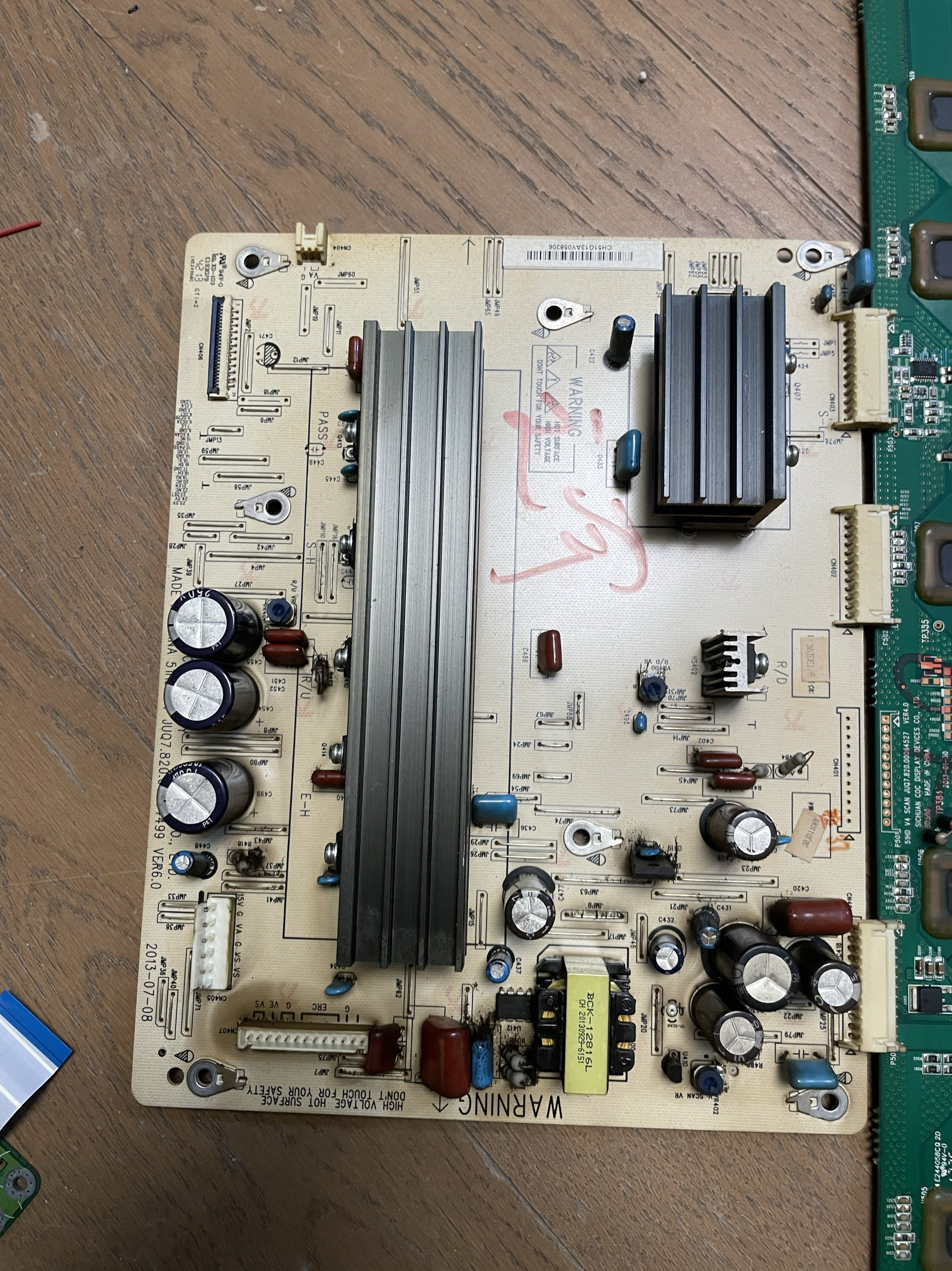 3D51C2025/2060/2080电视机Y板JUQ7.820.00064499 - 实物图