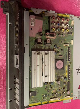 拆机松下TH-P42U20C 主板TNPH0840 FC 1A 屏MC147F22T13