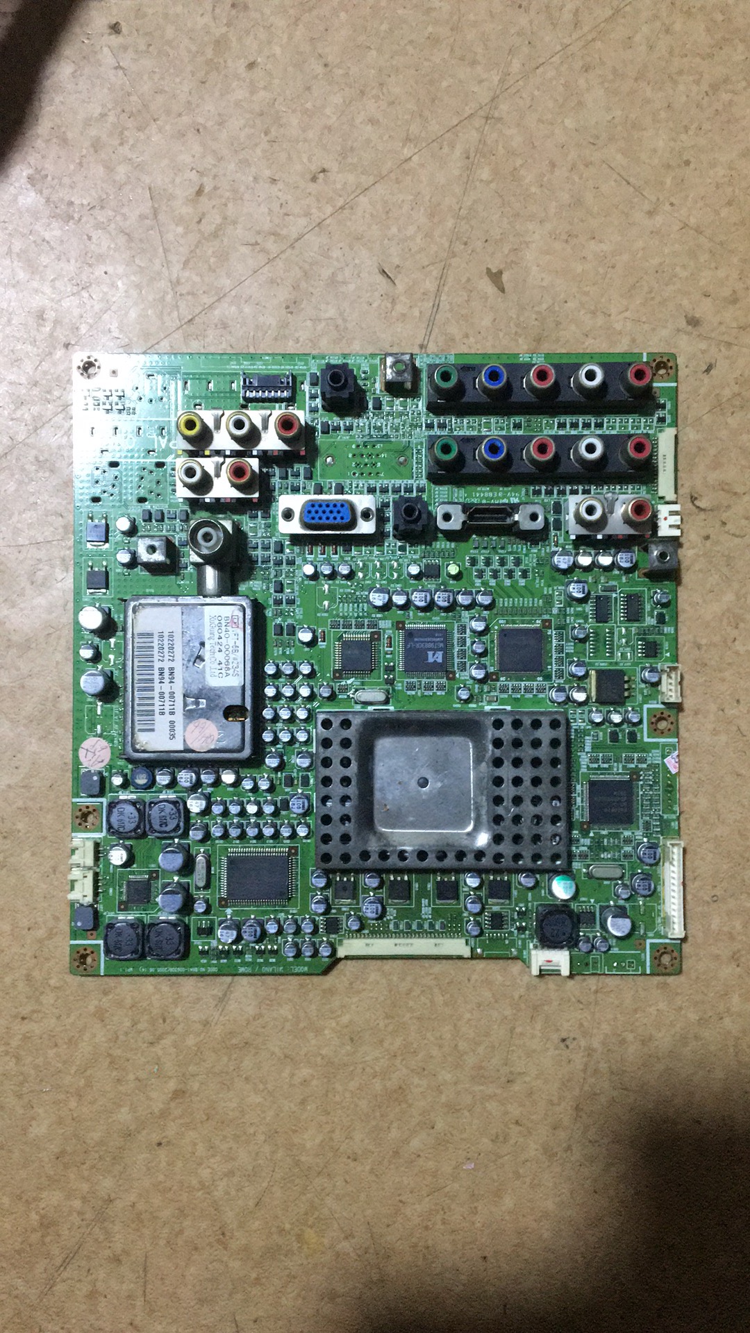 三星LA40M51B主板BN41-00630B配屏LTA400W2