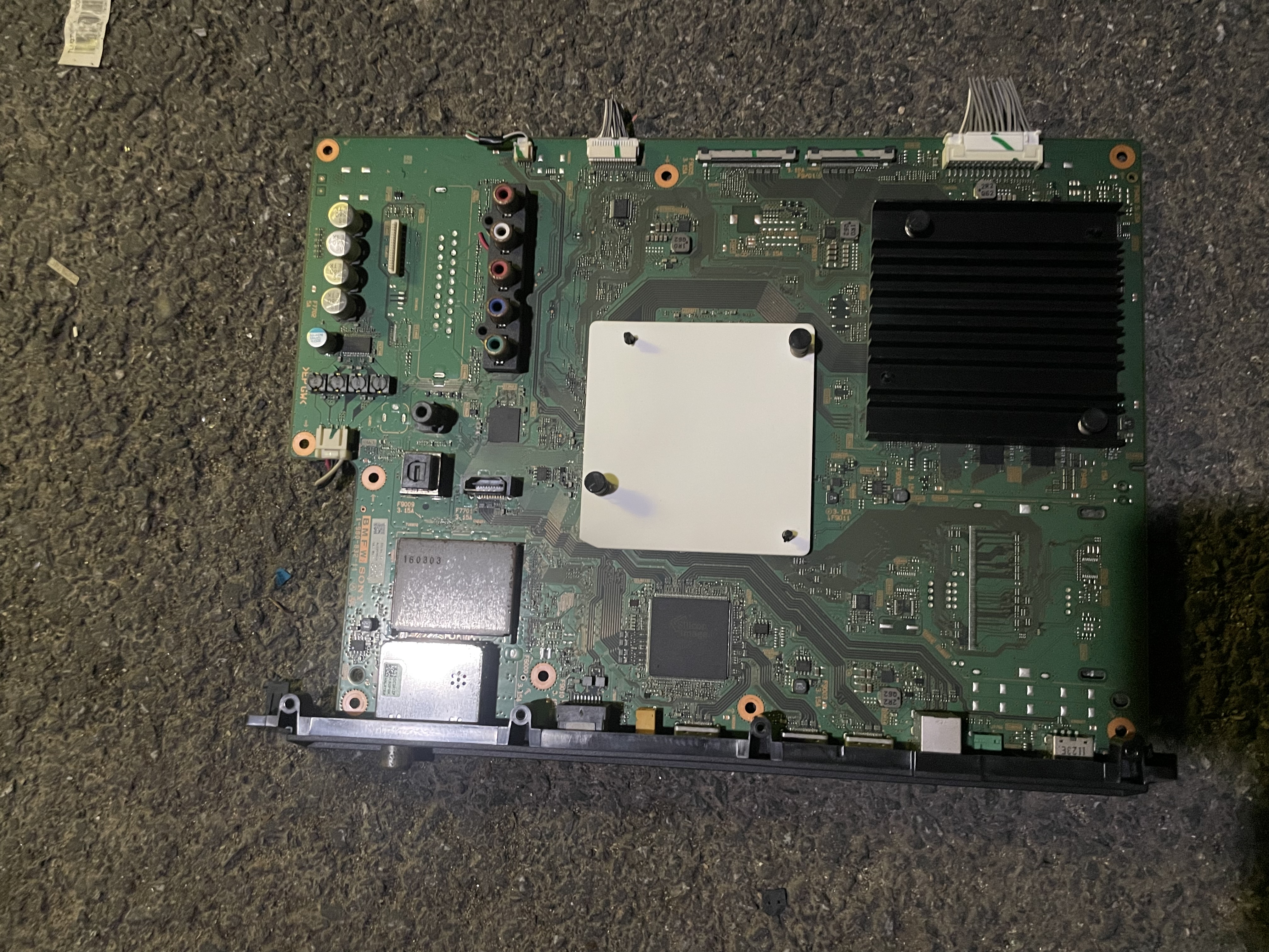 原装KD-55X8500D主板1-980-832-11配屏V550QWME02 - 实物图
