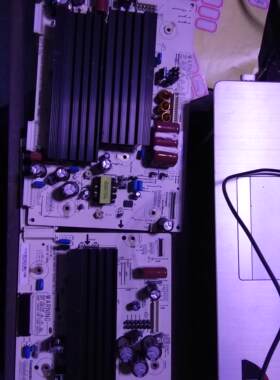 长虹42HD3000屏 Y+X套装 JUQ7.820.00047703 JUQ7.820.00047696