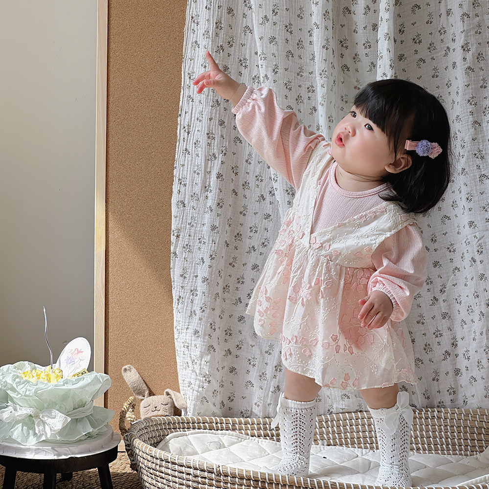 婴儿衣服女宝宝公主裙春装婴童花朵连体衣百天周岁假两件包屁裙子