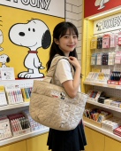 日单刺绣可爱狗狗聚酯纤维微夹棉机绣单肩包和斜挎包两款