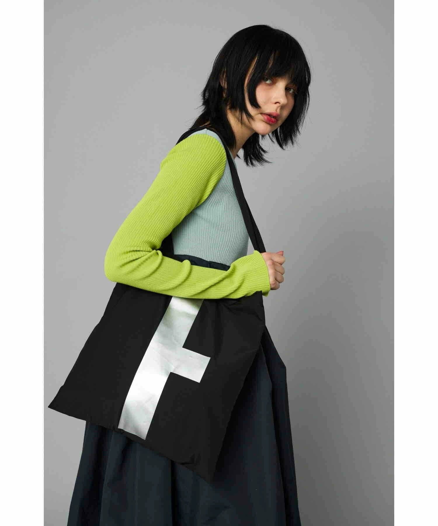 超赞轻奢感 日系简约设计感单肩轻薄托特包 正反面印花