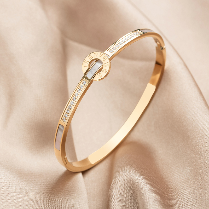 苏瑞瑞罗马数字手镯微镶钛钢